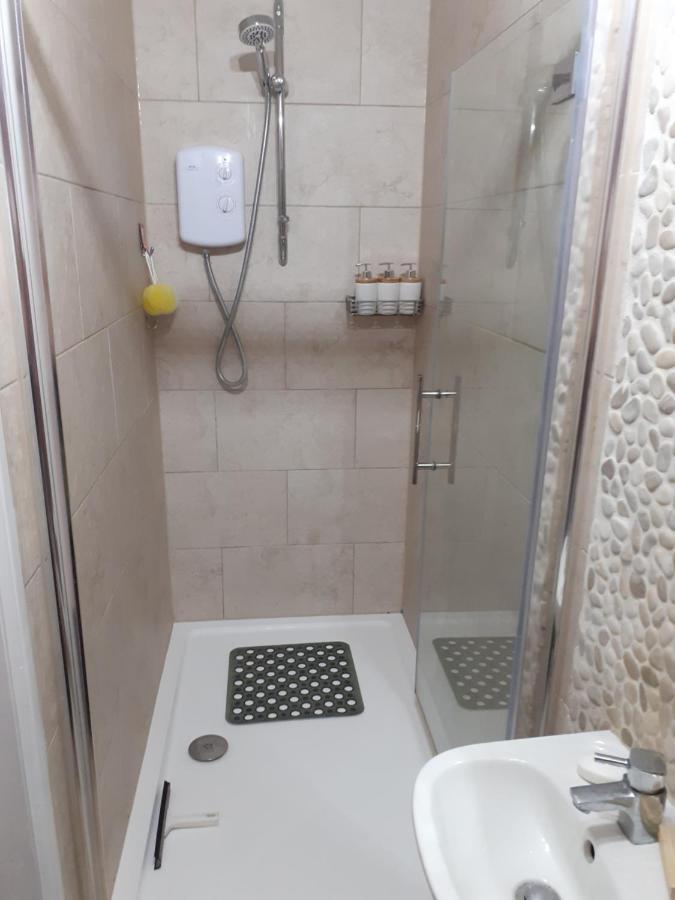 The Broads B&B With Private Shower Room And Wc Potter Heigham Exterior photo