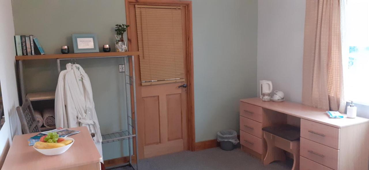 The Broads B&B With Private Shower Room And Wc Potter Heigham Exterior photo